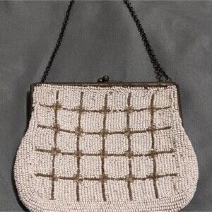 Beautiful vintage beaded handbag.